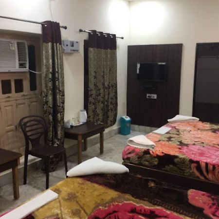 Liberty Guest House Varanasi Exterior photo