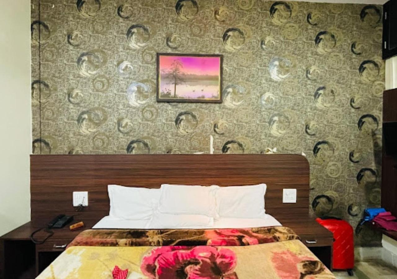 Liberty Guest House Varanasi Exterior photo