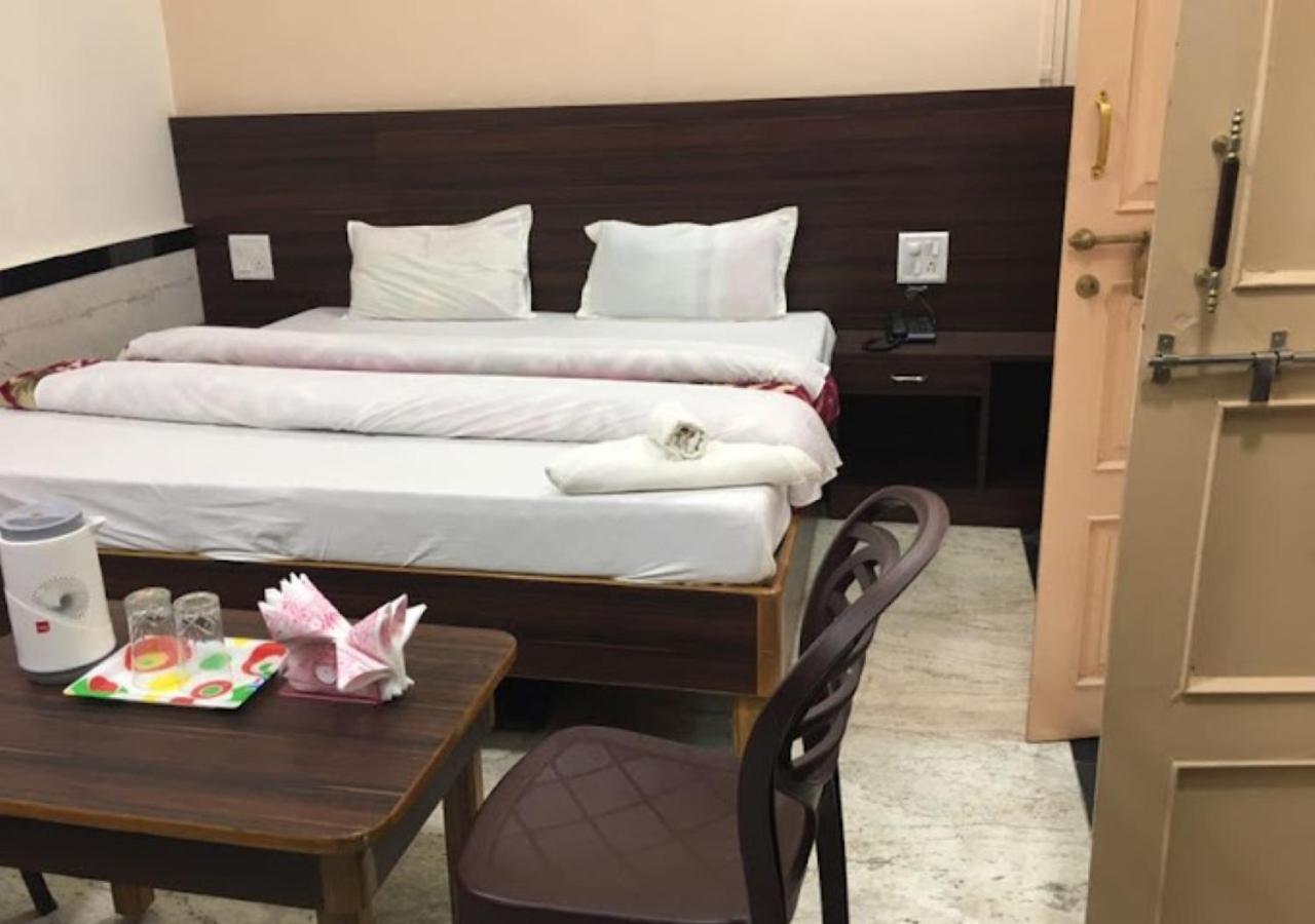 Liberty Guest House Varanasi Exterior photo